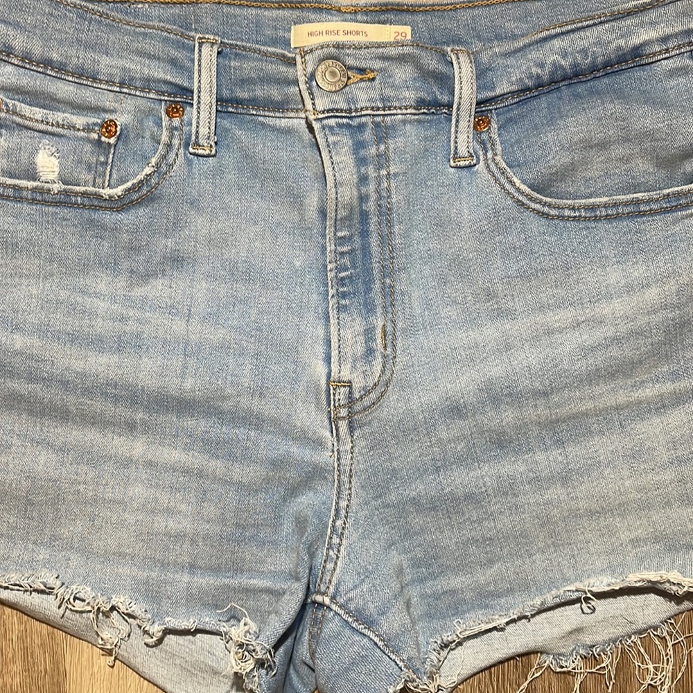LEVIS High Rise Jean Shorts Women’s | Size 29 - Picture 3 of 6